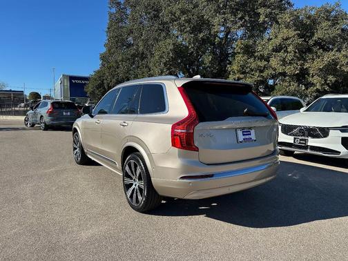 2023 Volvo XC90 Recharge Plug-In Hybrid T8 Plus 6-Seater