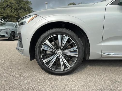 2022 Volvo XC60 B6 Inscription