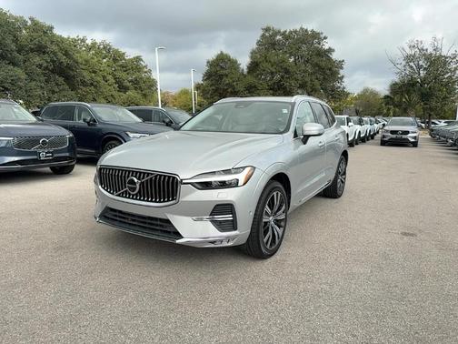 2022 Volvo XC60 B6 Inscription