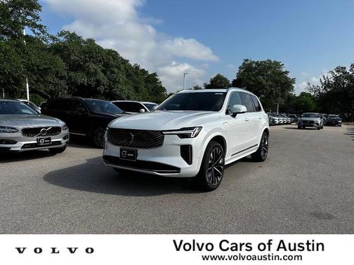 2025 Volvo XC90 Plug-In Hybrid T8 Plus 7-Seater