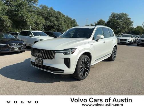 2025 Volvo XC90 Plug-In Hybrid T8 Plus 7-Seater