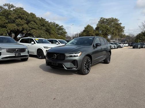 2026 Volvo XC60 B5 Ultra