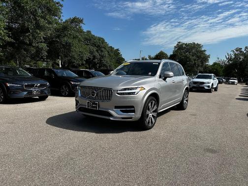 2024 Volvo XC90 Recharge Plug-In Hybrid T8 Plus Bright Theme 7-Seater