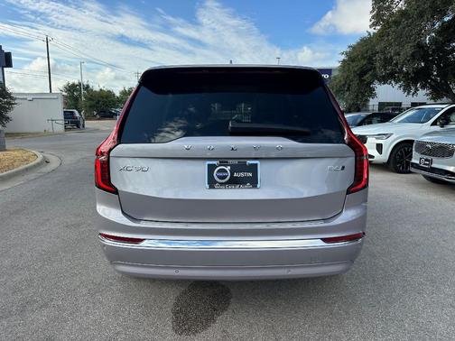 2026 Volvo XC90 B6 Plus 7-Seater