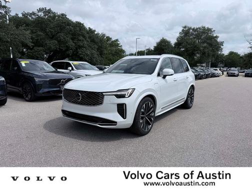 Crystal White 2026 Volvo XC90 Plug-In Hybrid T8 Ultra 7-Seater