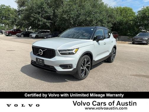 2021 Volvo XC40 T5 R-Design