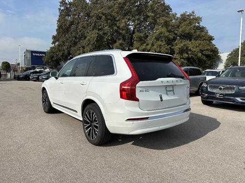 2025 Volvo XC90 Plug-In Hybrid T8 Plus 7-Seater