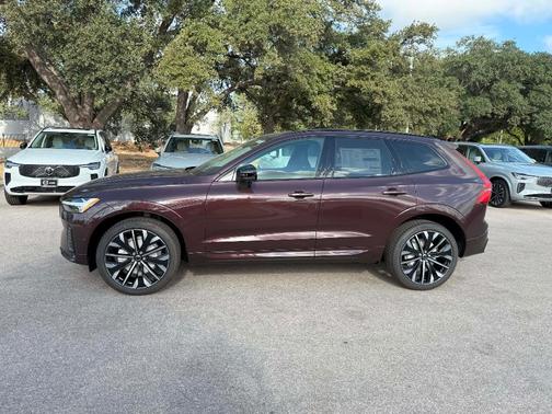2026 Volvo XC60 B5 Ultra