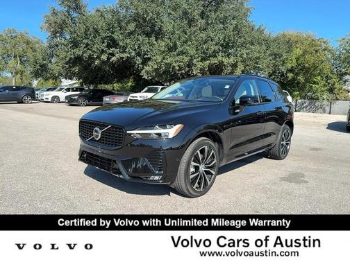 2023 Volvo XC60 B5 Plus Dark Theme