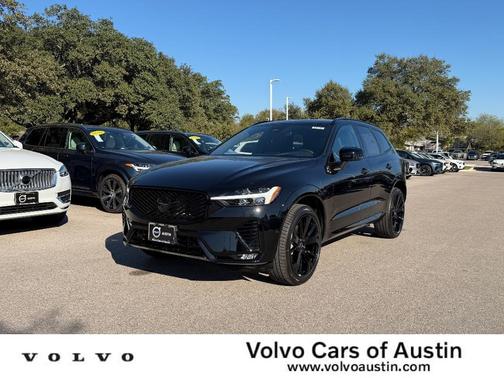 2026 Volvo XC60 B5 Ultra Black Edition