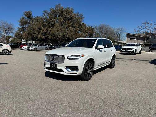 2025 Volvo XC90 Plug-In Hybrid T8 Ultra 7-Seater