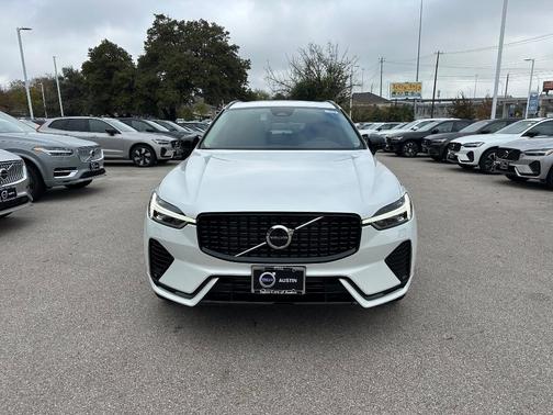 2025 Volvo XC60 Plug-In Hybrid T8 Core