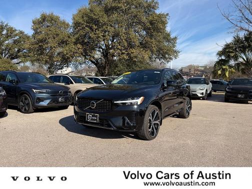 2024 Volvo XC60 Recharge Plug-In Hybrid T8 Ultimate Dark Theme