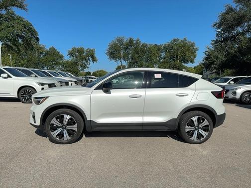 2023 Volvo C40 Recharge Pure Electric Twin Plus