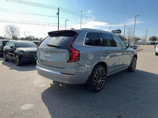 2026 Volvo XC90 B6 Ultra 7-Seater