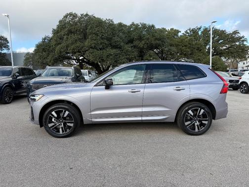 2026 Volvo XC60 B5 Core