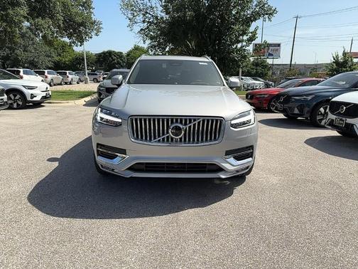 2025 Volvo XC90 B6 Ultra