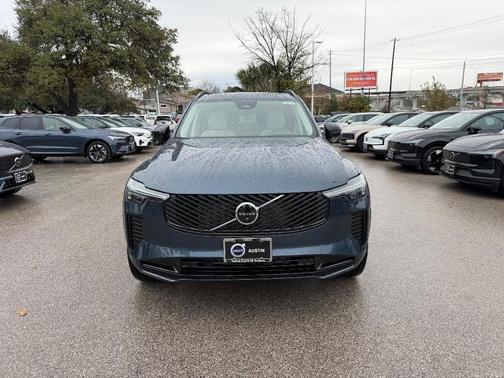2026 Volvo XC90 B6 Ultra Dark Theme 7-Seater