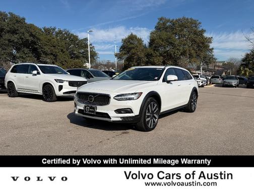 2025 Volvo V90 Cross Country B6 Plus