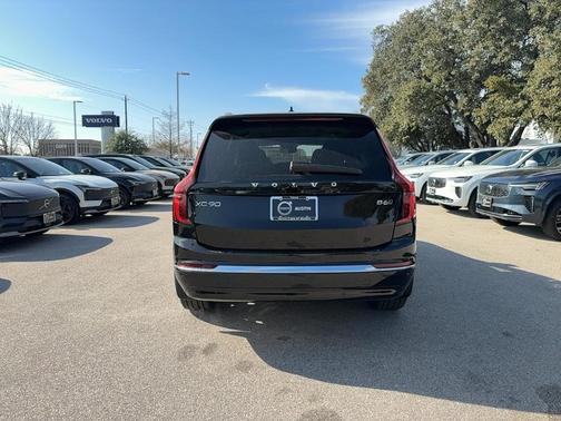 2026 Volvo XC90 B6 Ultra 6-Seater