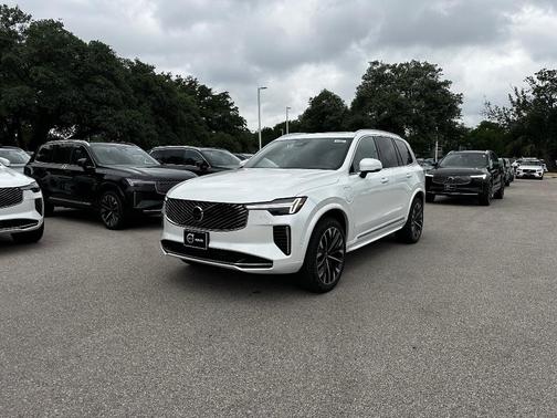 2025 Volvo XC90 Plug-In Hybrid T8 Ultra 7-Seater