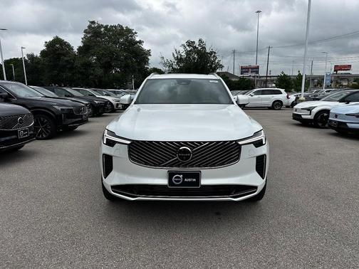 2025 Volvo XC90 Plug-In Hybrid T8 Ultra 7-Seater