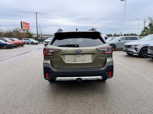 2022 Subaru Outback Limited XT