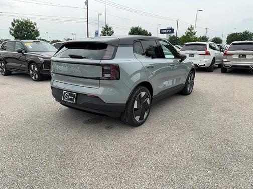 2025 Volvo EX30 Twin Motor Plus