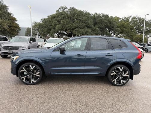 2026 Volvo XC60 B5 Ultra