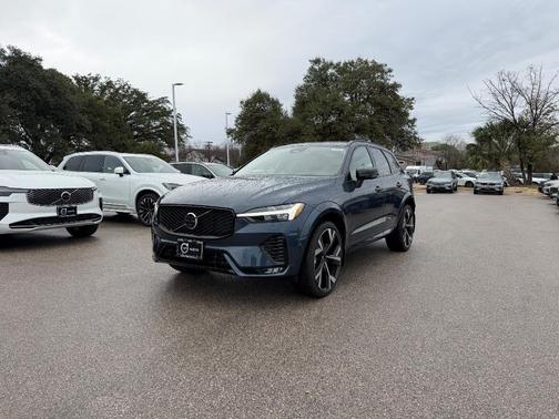 Denim Blue 2026 Volvo XC60 B5 Ultra