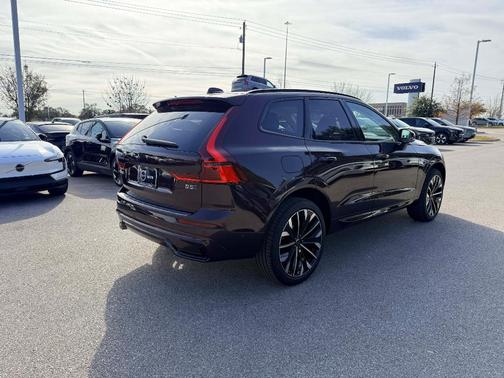 2026 Volvo XC60 B5 Ultra