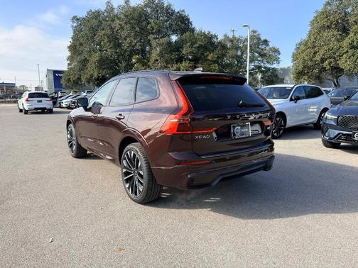 2026 Volvo XC60 B5 Ultra