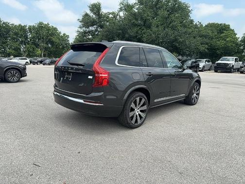 2024 Volvo XC90 Recharge Plug-In Hybrid T8 Ultimate Bright Theme 7-Seater