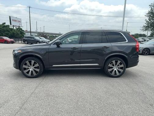 2024 Volvo XC90 Recharge Plug-In Hybrid T8 Ultimate Bright Theme 7-Seater