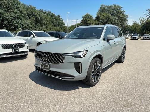 2025 Volvo XC90 Plug-In Hybrid T8 Plus 7-Seater