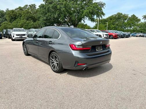 2020 BMW 330 i