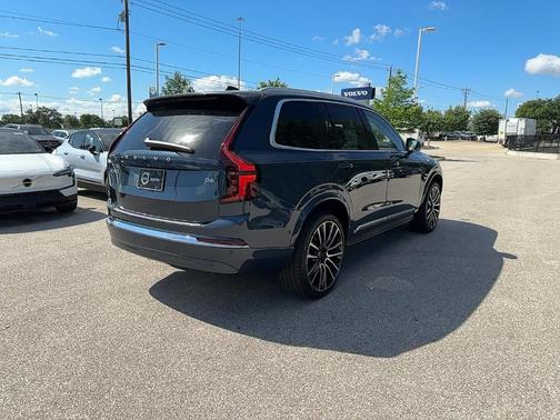 2025 Volvo XC90 B6 Ultra