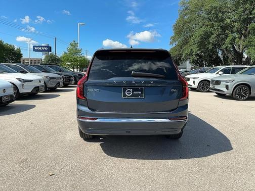 2025 Volvo XC90 B6 Ultra