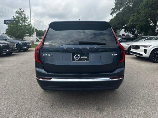2025 Volvo XC90 Plug-In Hybrid T8 Plus 7-Seater