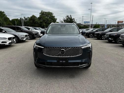 2025 Volvo XC90 Plug-In Hybrid T8 Ultra 7-Seater