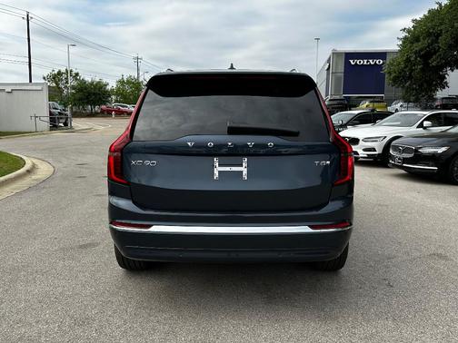 2025 Volvo XC90 Plug-In Hybrid T8 Ultra 7-Seater