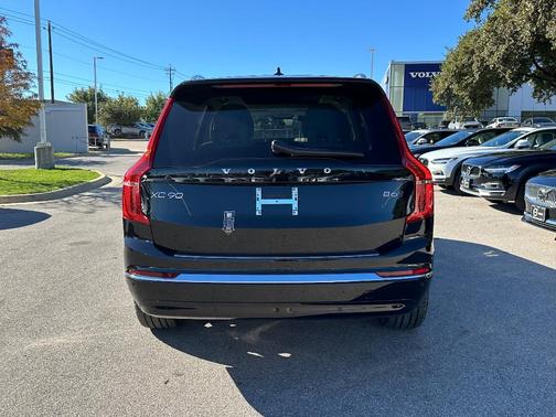 2025 Volvo XC90 B6 Plus 7-Seater