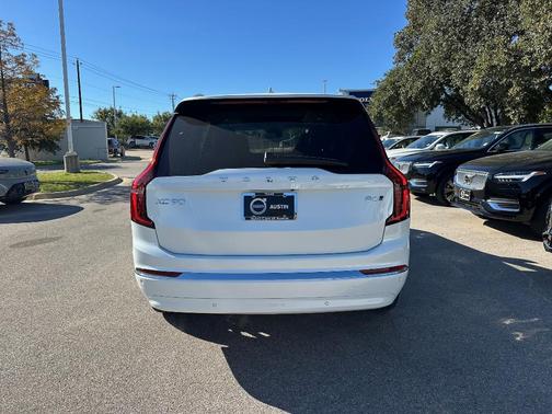 2026 Volvo XC90 B6 Ultra 6-Seater