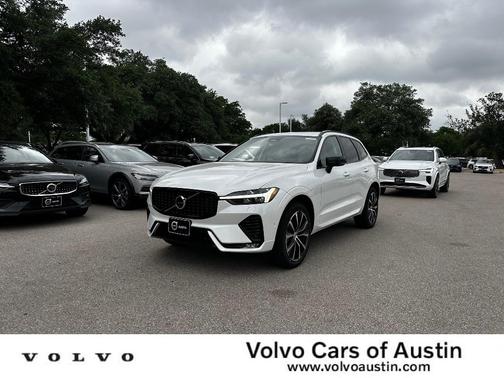 2025 Volvo XC60 B5 Plus