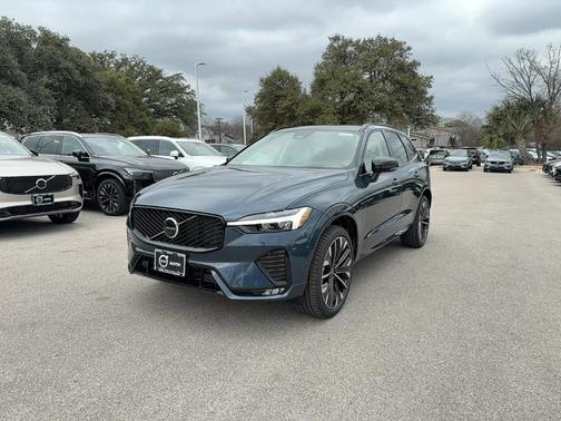 2026 Volvo XC60 B5 Ultra