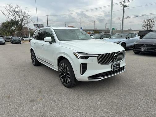 Crystal White 2026 Volvo XC90 Plug-In Hybrid T8 Ultra 7-Seater