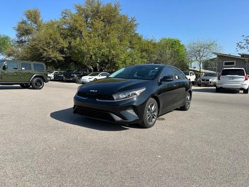 2023 Kia Forte 
