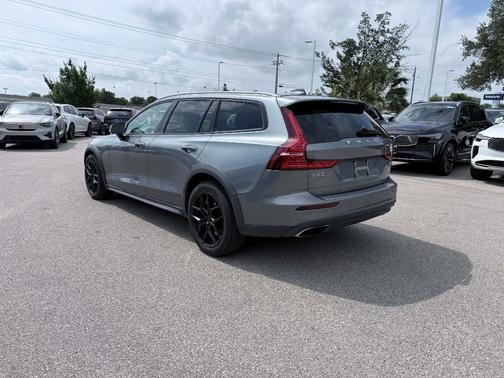 Gray 2021 Volvo V60 Cross Country T5