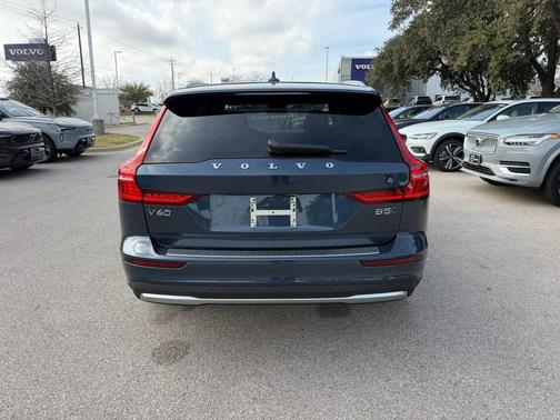 Denim Blue 2026 Volvo V60 Cross Country B5 Plus