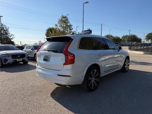 Crystal White 2024 Volvo XC90 Recharge Plug-In Hybrid T8 Plus Bright Theme 7-Seater